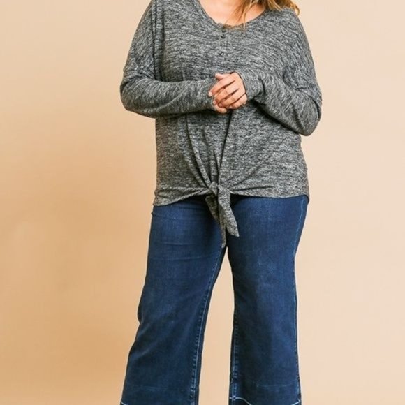 Umgee Tops - Boutique Umgee Womens Charcoal Gray Soft Fleece Knit Tie Front Top 1XL or XL